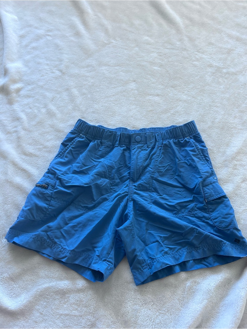 Columbia Women’s Blue Lightweight Cargo Shorts